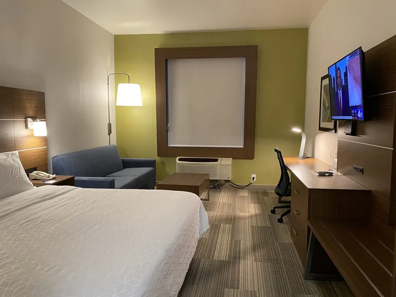 Holiday Inn Express & Suites Beaumont - Oak Valley by IHG hotel detail image 2