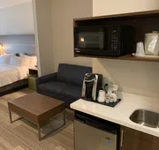Holiday Inn Express & Suites Beaumont - Oak Valley by IHG hotel detail image 4