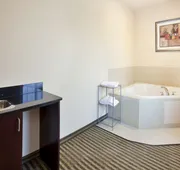 Holiday Inn Express & Suites Guthrie North Edmond by IHG hotel detail image 3