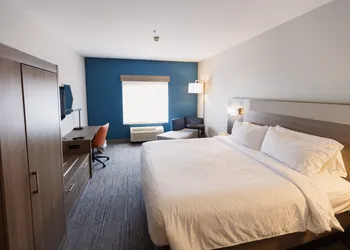 Holiday Inn Express & Suites Guthrie North Edmond by IHG hotel thumbnail 5