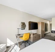 Holiday Inn Express Hotel & Suites Council Bluffs - Conv Ctr by IHG hotel detail image 7