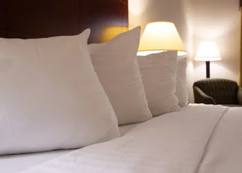 Holiday Inn Express Yreka-Shasta Area by IHG hotel thumbnail 4