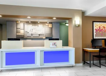 Holiday Inn Express Lancaster by IHG hotel thumbnail 2