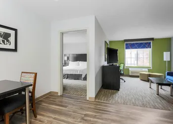 Holiday Inn Express Lancaster by IHG hotel thumbnail 5