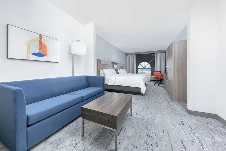 Holiday Inn Express Hotel & Suites Winnie by IHG hotel detail image 6