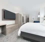 Holiday Inn Express Hotel & Suites Winnie by IHG hotel detail image 7