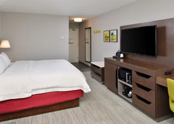 Hampton Inn LaPorte IN hotel thumbnail 5
