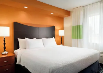 Fairfield Inn & Suites by Marriott Champaign hotel thumbnail 6