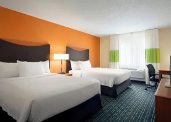Fairfield Inn & Suites by Marriott Champaign hotel thumbnail 7