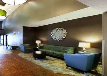 Holiday Inn Express & Suites Brandon by IHG hotel thumbnail 3