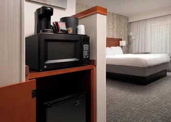 Courtyard Lufkin hotel thumbnail 6