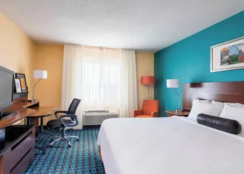 Fairfield Inn & Suites Mansfield Ontario hotel thumbnail 6