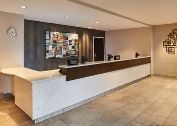 DoubleTree by Hilton Raleigh Crabtree Valley hotel thumbnail 3