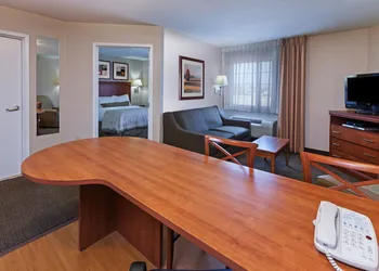 Candlewood Suites Owasso by IHG hotel thumbnail 7