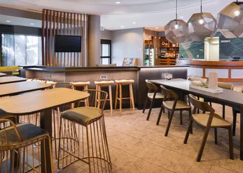 SpringHill Suites by Marriott Corona Riverside hotel thumbnail 4