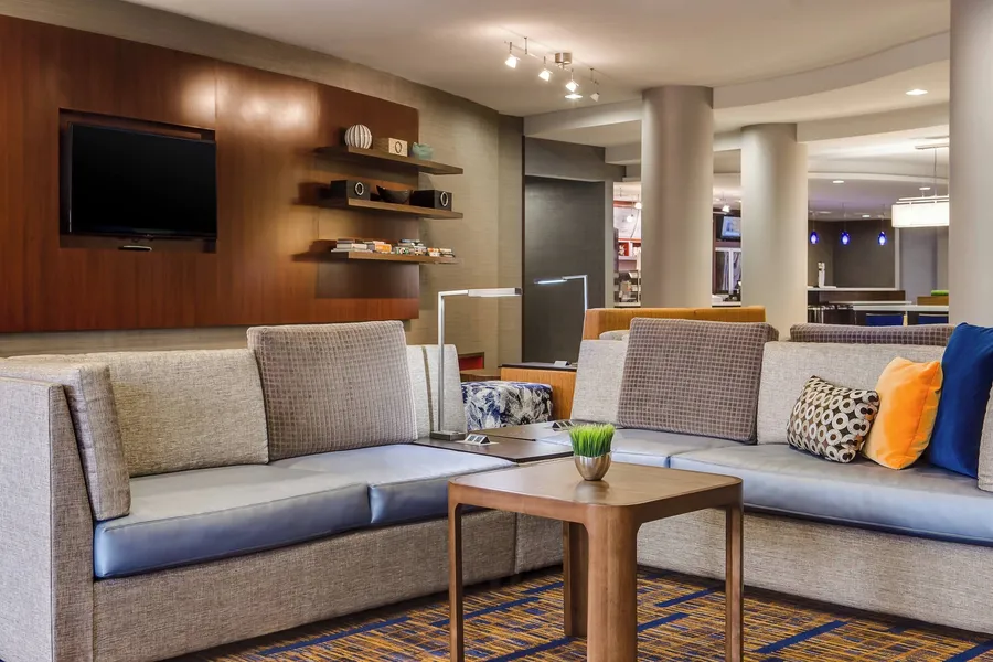 Courtyard Marriott Ankeny hotel detail image 2