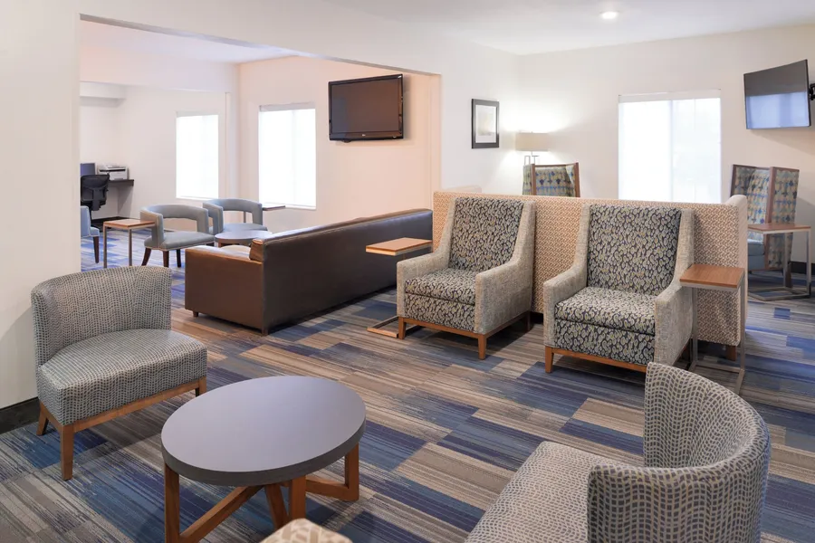 Holiday Inn Express & Suites Sioux Falls At Empire Mall by IHG hotel detail image 2
