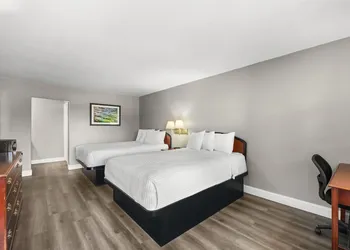 Knights Inn Virginia Beach at Lynnhaven Pkwy hotel thumbnail 4