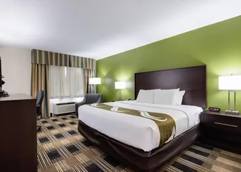 Quality Inn Oneonta Cooperstown Area hotel thumbnail 8