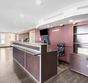 OYO Hotel Tulsa N Sheridan Rd & Airport hotel detail image 3
