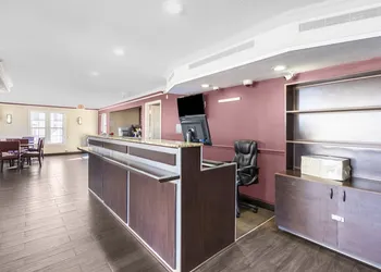 OYO Hotel Tulsa N Sheridan Rd & Airport hotel thumbnail 3