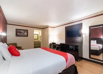 OYO Hotel Tulsa N Sheridan Rd & Airport hotel thumbnail 6