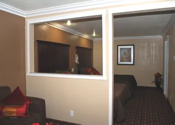 Budget Inn Anaheim hotel thumbnail 8