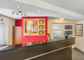 Comfort Inn Boucherville hotel thumbnail 7