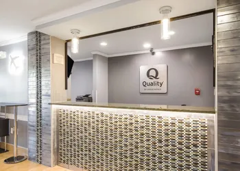 Quality Inn & Suites CVG Airport hotel thumbnail 2