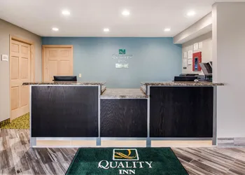 Quality Inn Madison West Near University Area hotel thumbnail 2