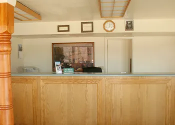Budget Inn hotel thumbnail 4