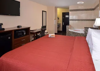 Quality Inn Appleton West hotel thumbnail 7