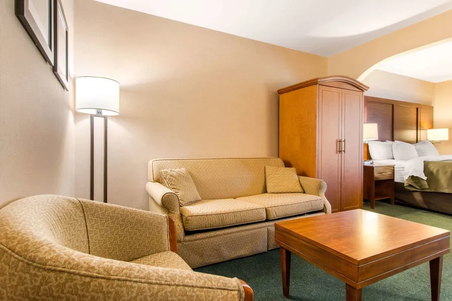 Comfort Inn & Suites Shawinigan hotel detail image 6