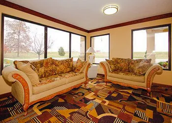 Quality Inn & Suites Greenfield I-70 hotel thumbnail 6