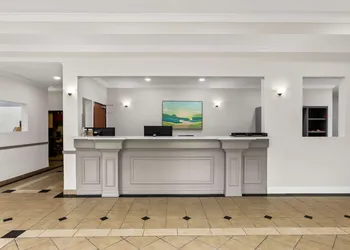 Sonesta Essential Beaumont hotel thumbnail 6