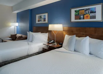 Fairfield Inn & Suites Dayton Troy hotel thumbnail 5