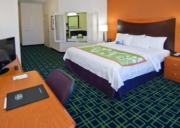 Fairfield Inn & Suites by Marriott Weatherford hotel thumbnail 6