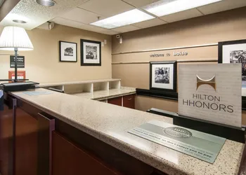 Hampton Inn Boise - Airport hotel thumbnail 3