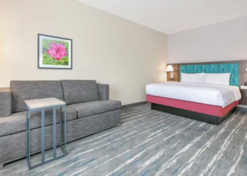 Hampton Inn Kingsville hotel thumbnail 3