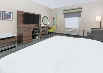 Hampton Inn Kingsville hotel thumbnail 7
