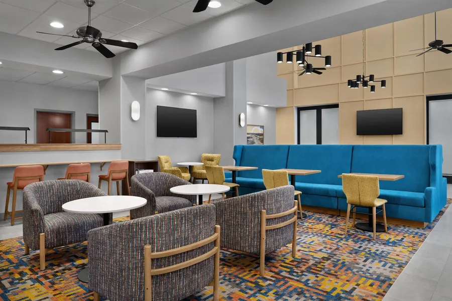 Hampton Inn & Suites Roswell hotel detail image 2