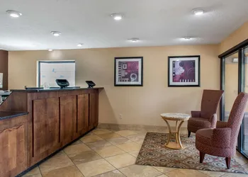 Quality Inn Columbus - East hotel thumbnail 3