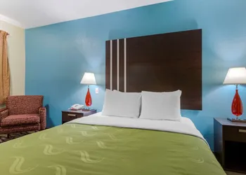 Quality Inn Columbus - East hotel thumbnail 4