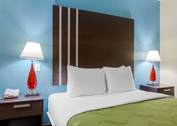Quality Inn Columbus - East hotel thumbnail 5