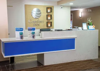 Comfort Inn Dickson hotel thumbnail 3