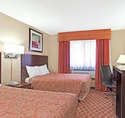 Super 8 by Wyndham Long Island City LGA Hotel hotel detail image 4