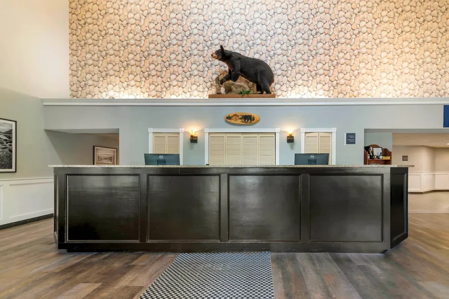 Black Bear Inn, an Ascend Collection Hotel hotel detail image 2