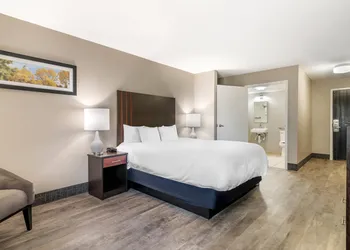 Black Bear Inn, an Ascend Collection Hotel hotel thumbnail 7
