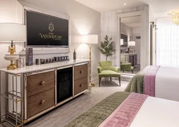 The Vanderpump Las Vegas Hotel Casino - A Caesars Rewards Destination hotel thumbnail 6