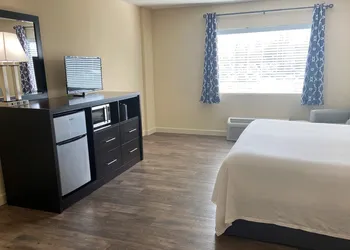 University Inn Durham next to Duke University Medical Center hotel thumbnail 8